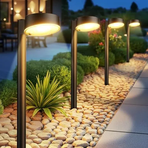 Most Solar Path Lights Are Garbage. These Five Aren't.